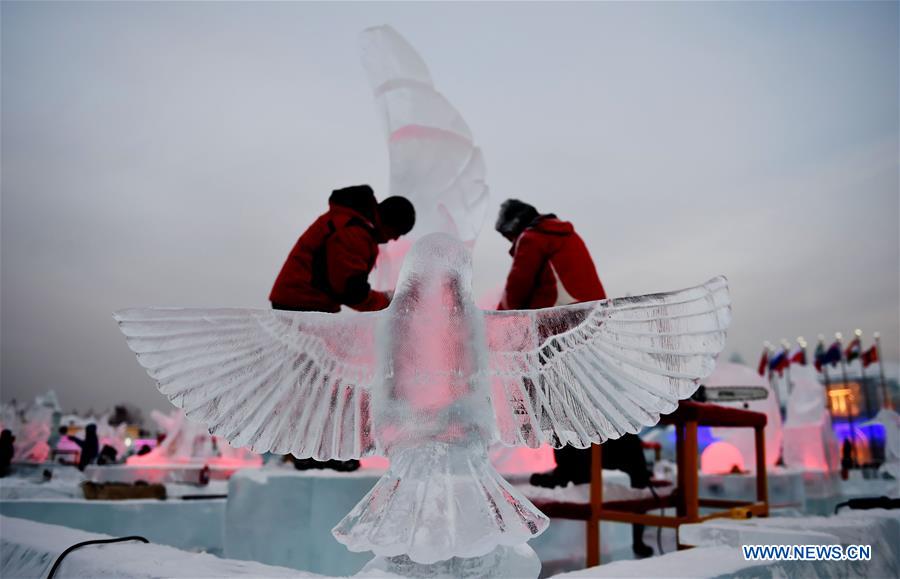 CHINA-HARBIN-ICE SCULPTURE (CN)