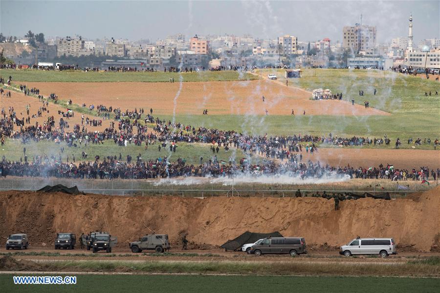 MIDEAST-NAHAL OZ-GAZA STRIP-ISRAEL-BARRIER-CLASHES