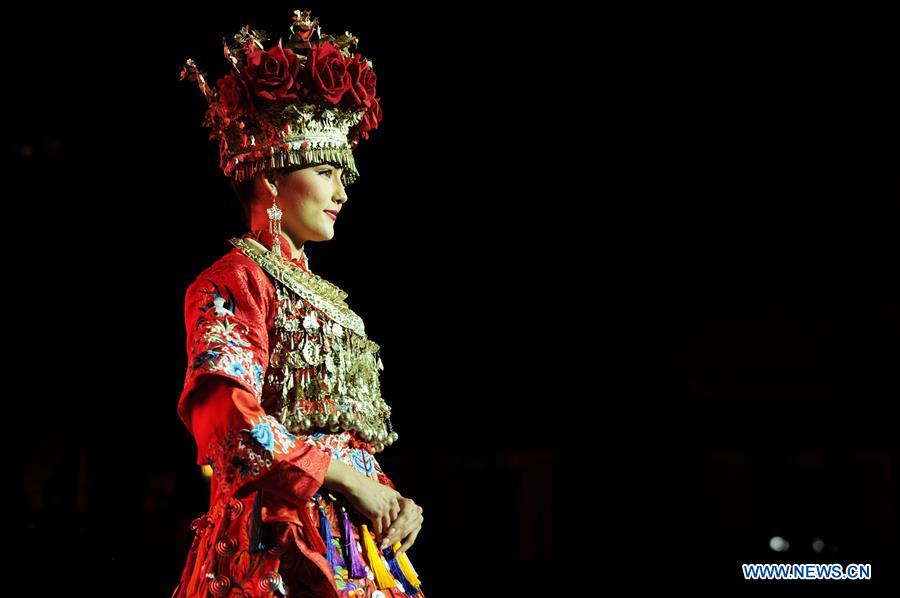 #CHINA-GUIZHOU-TRADITIONAL COSTUMES (CN)