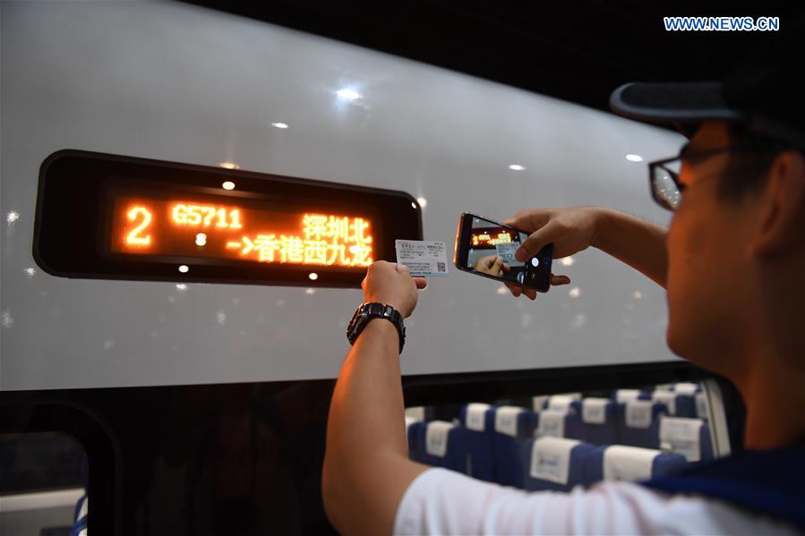 CHINA-GUANGDONG-HONG KONG-HIGH-SPEED RAILWAY OPENING (CN)