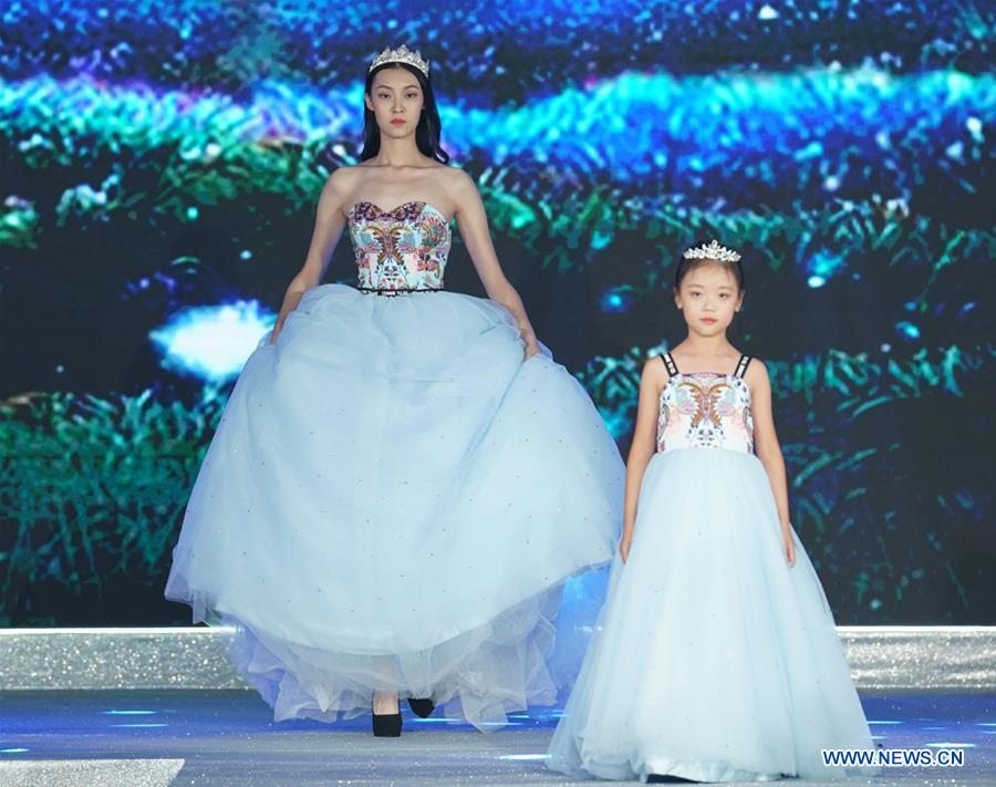 CHINA-SHANGHAI-FASHION WEEK-CHILDREN (CN)