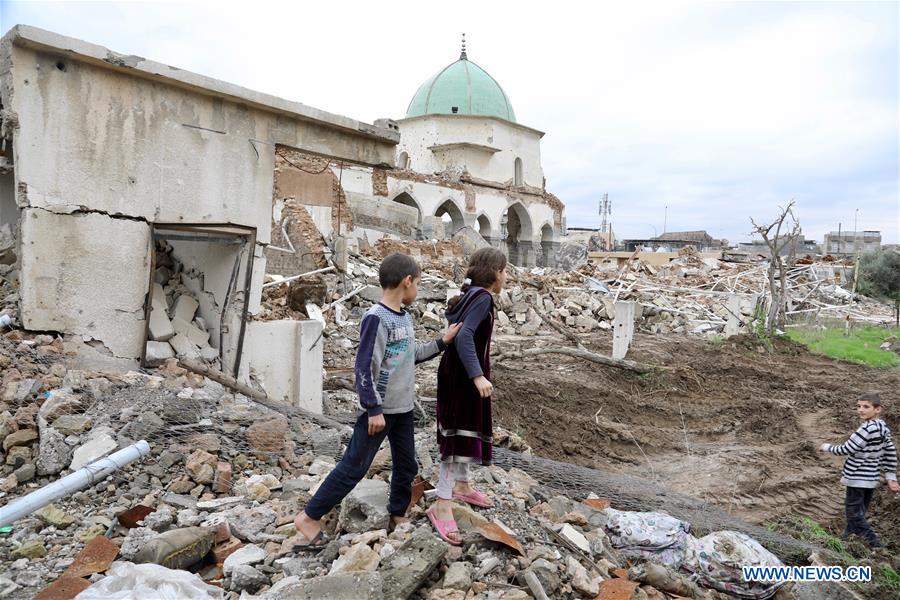 IRAQ-MOSUL-DEBRIS-REMOVAL