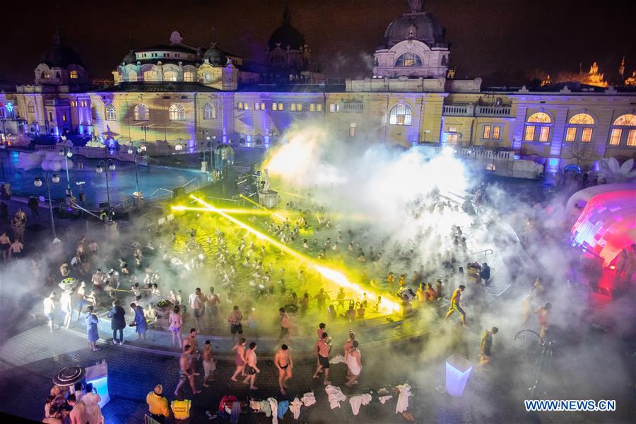 HUNGARY-BUDAPEST-SZECSENYI BATH-CINETRIP