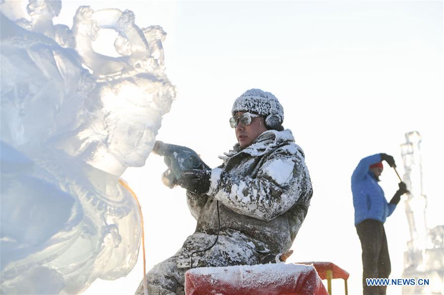 CHINA-HARBIN-ICE SCULPTURE-COMPETITION (CN)