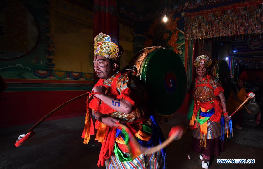 (InTibet) CHINA-TIBET-CHAM DANCE (CN)