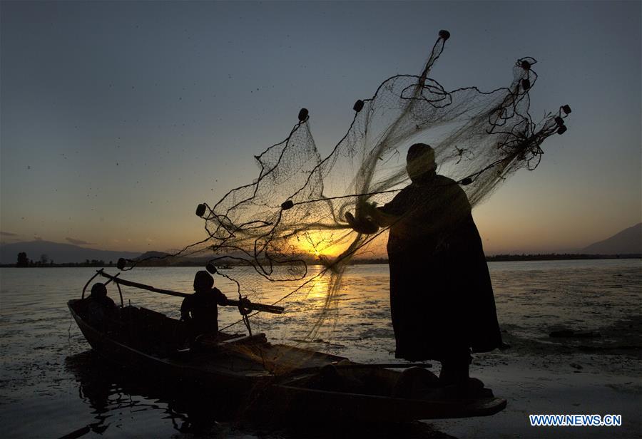 XINHUA PHOTOS OF THE DAY