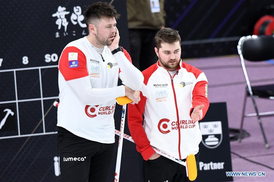 (SP)CHINA-BEIJING-CURLING-WCF WORLD CUP GRAND FINAL-DAY 2