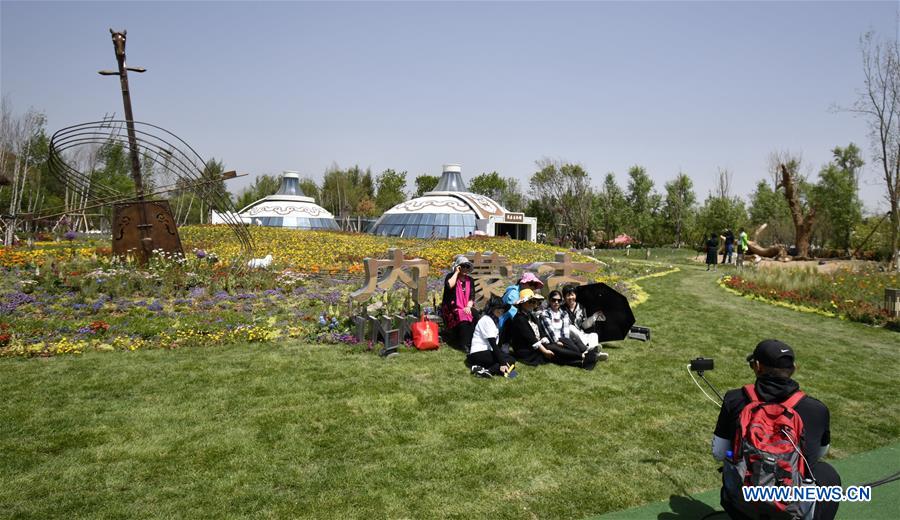 Xinhua Headlines: Chinese experience inspires world's greening efforts