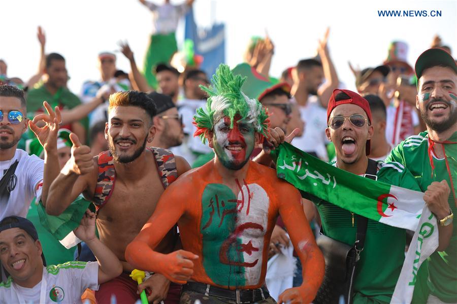 (SP)EGYPT-SUEZ-SOCCER-AFRICA CUP-QUARTERFANAL-ALGERIA VS COTE D'IVOIRE