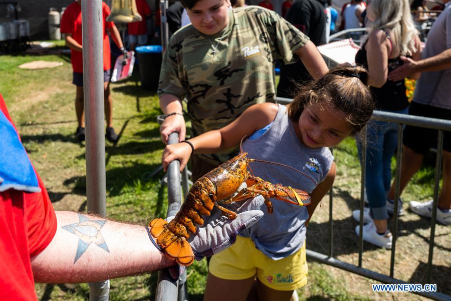 U.S.-LOS ANGELES-LOBSTER FESTIVAL