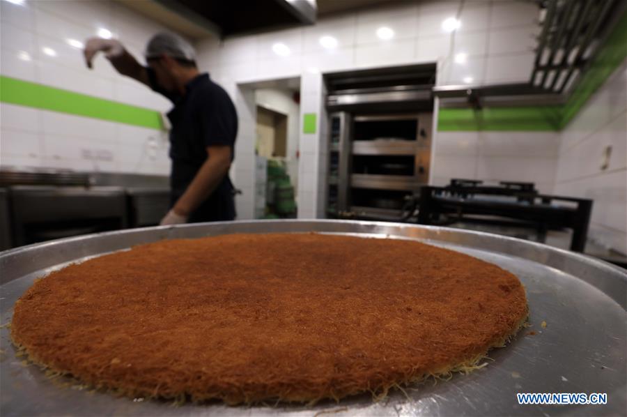 JORDAN-AMMAN-DESSERT-KUNAFA