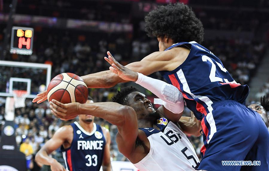 (SP)CHINA-DONGGUAN-BASKETBALL-FIBA WORLD CUP-QUARTER FINAL-USA VS FRANCE (CN)