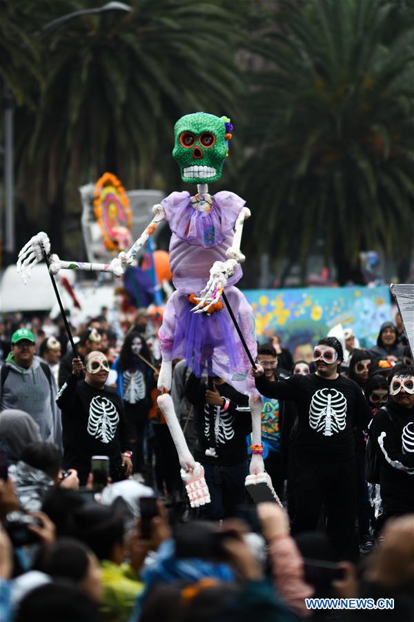 MEXICO-MEXICO CITY-DAY OF THE DEAD-PARADE