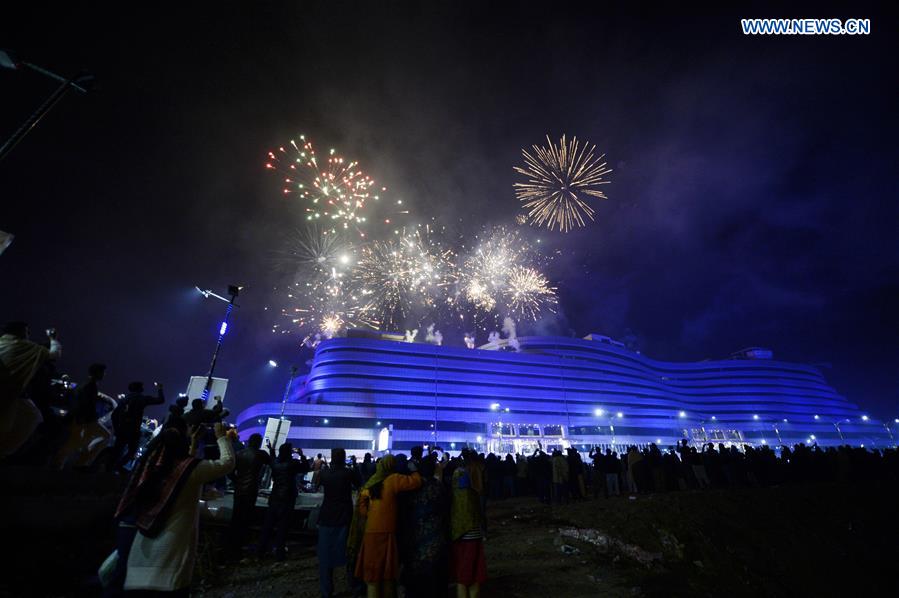 PAKISTAN-RAWALPINDI-NEW YEAR CELEBRATION-FIREWORKS