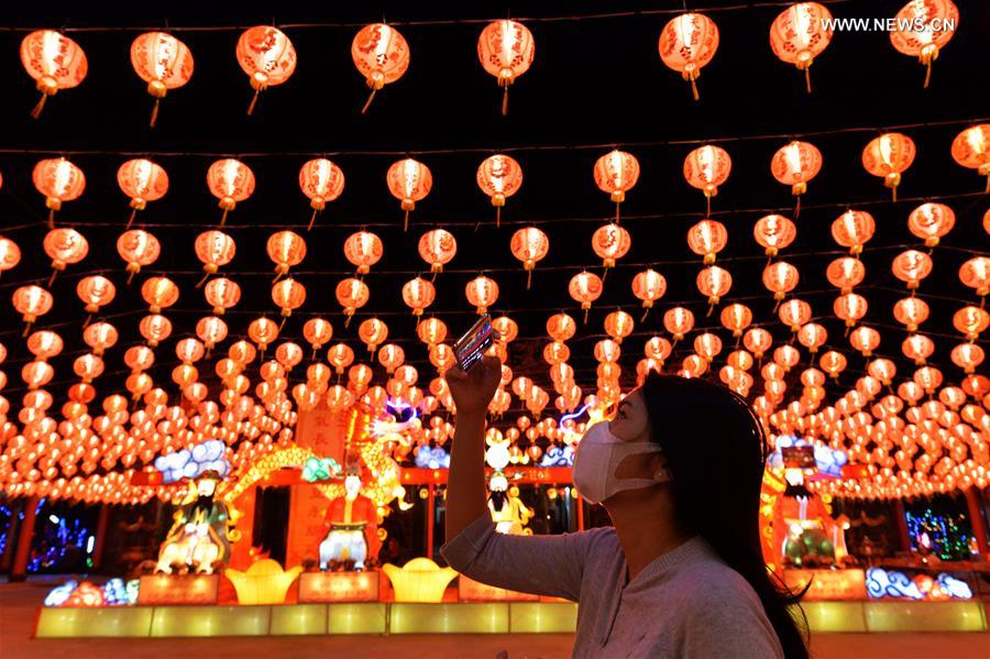 THAILAND-BANGKOK-CHINESE LANTERN