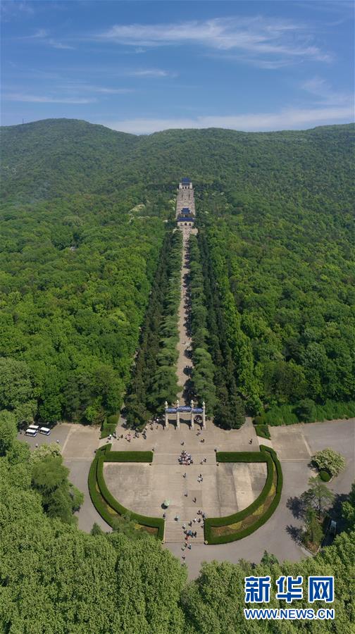 （新华全媒头条·图文互动）（11）见证人间正道——写在南京解放70周年之际