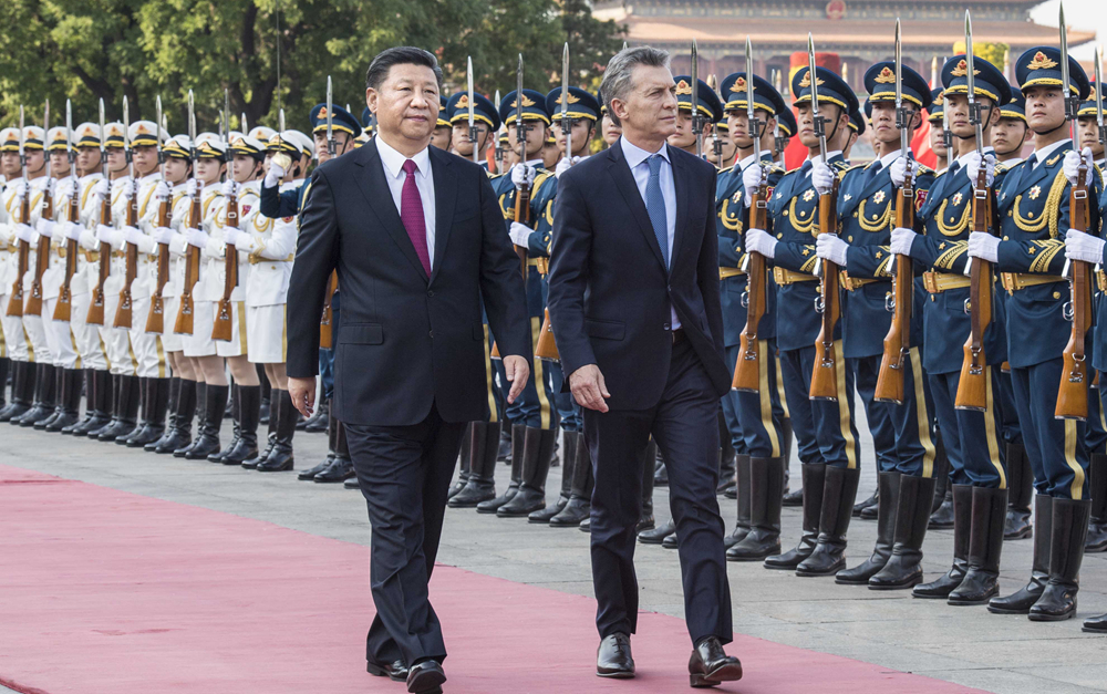 习近平同阿根廷总统马克里举行会谈